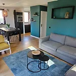 7 Person House With Garden, Firepit, Optional Whirlpool, Hammock, Child Friendly, Slide, Swimming Lake And Great Coffee بيت للعطل Ewijk