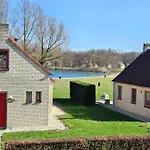 7 Person House With Garden, Firepit, Optional Whirlpool, Hammock, Child Friendly, Slide, Swimming Lake And Great Coffee Ewijk
