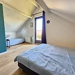 7 Person House With Garden, Firepit, Optional Whirlpool, Hammock, Child Friendly, Slide, Swimming Lake And Great Coffee بيت للعطل