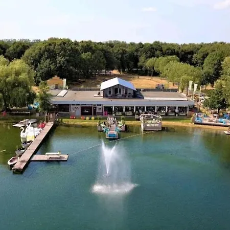 7 Person House With Garden, Firepit, Swimming Lake, Hammock, Child Friendly, In- And Outside Playground, Slide, And Great Coffee Ferienhaus Ewijk