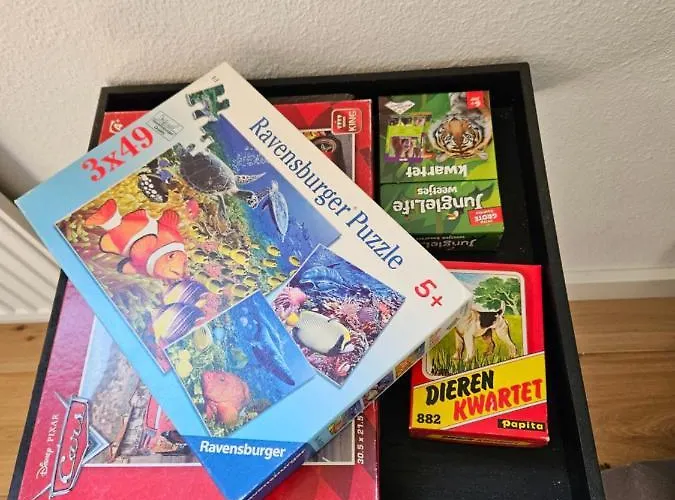 7 Person House With Garden, Firepit, Swimming Lake, Hammock, Child Friendly, In- And Outside Playground, Slide, And Great Coffee בית נופש *