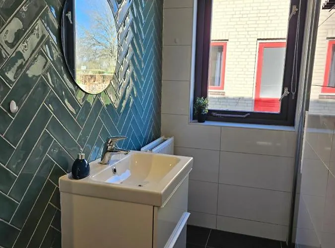 בית נופש 7 Person House With Garden, Firepit, Swimming Lake, Hammock, Child Friendly, In- And Outside Playground, Slide, And Great Coffee